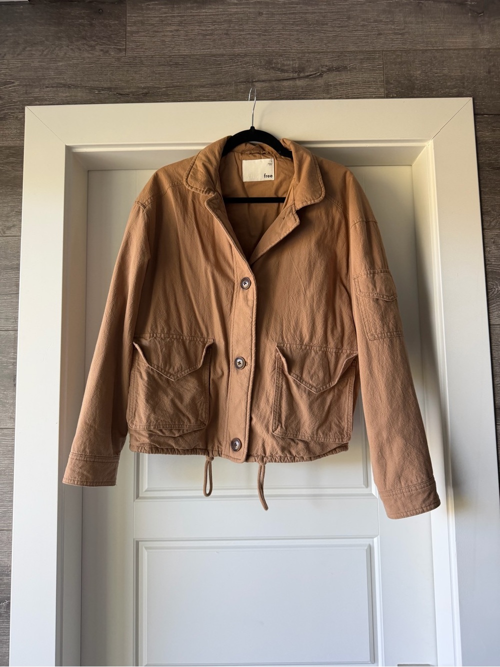 Wilfred Women’s Lightweight Tan Utility Jacket